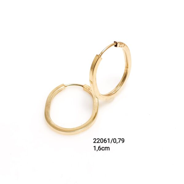 Brinco argola oval em ouro 18k - 22061/082